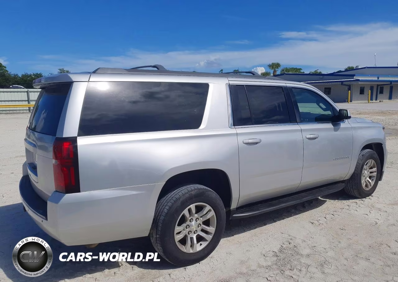 2019 Chevrolet Suburban Lt VIN:1GNSCHKC6KR201509 - 3
