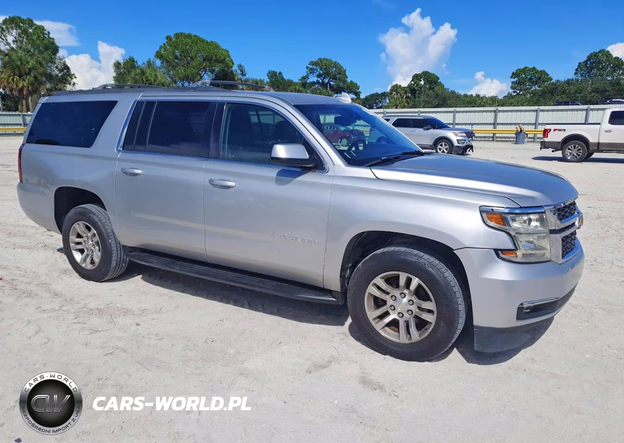 2019 Chevrolet Suburban Lt VIN:1GNSCHKC6KR201509 - 4