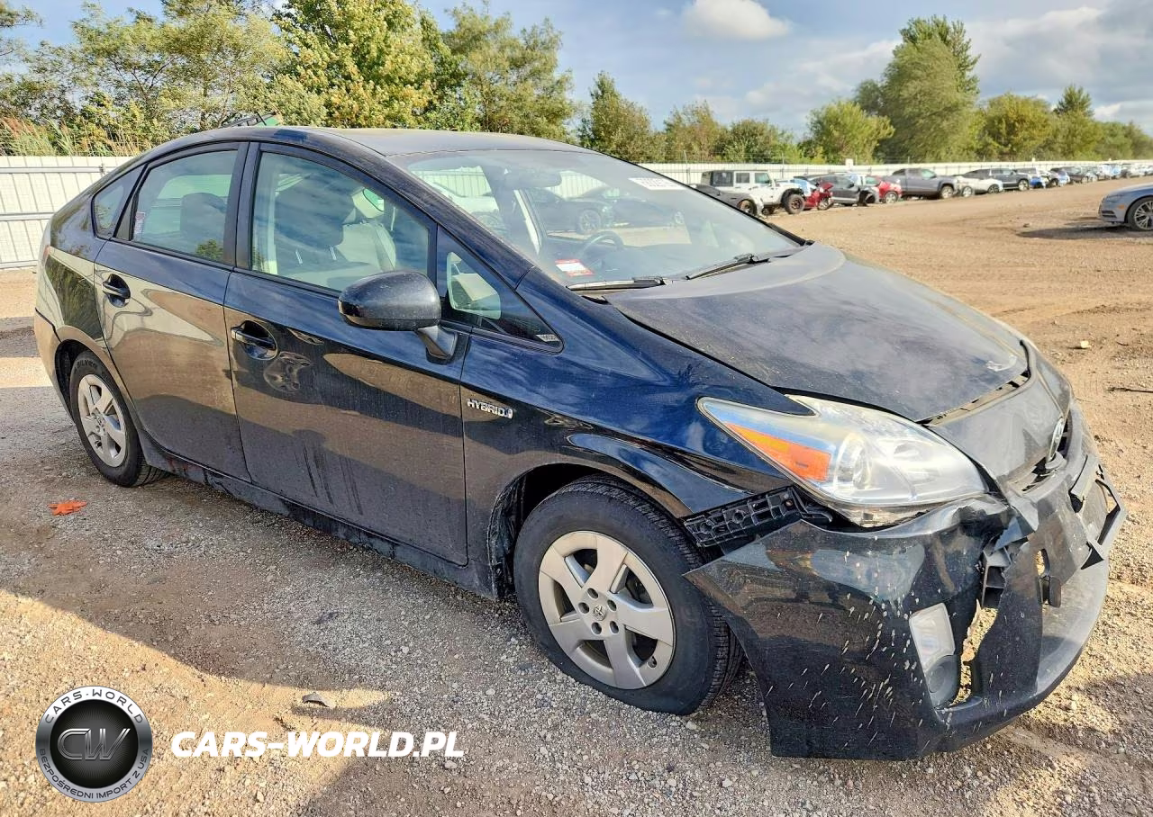 2011 Toyota Prius Two VIN:JTDKN3DU2B1478751 - 4