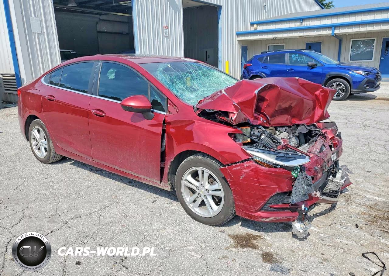 2018 Chevrolet Cruze Lt VIN:1G1BE5SM9J7208399 - 4