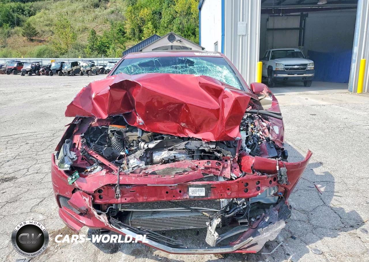 2018 Chevrolet Cruze Lt VIN:1G1BE5SM9J7208399 - 5
