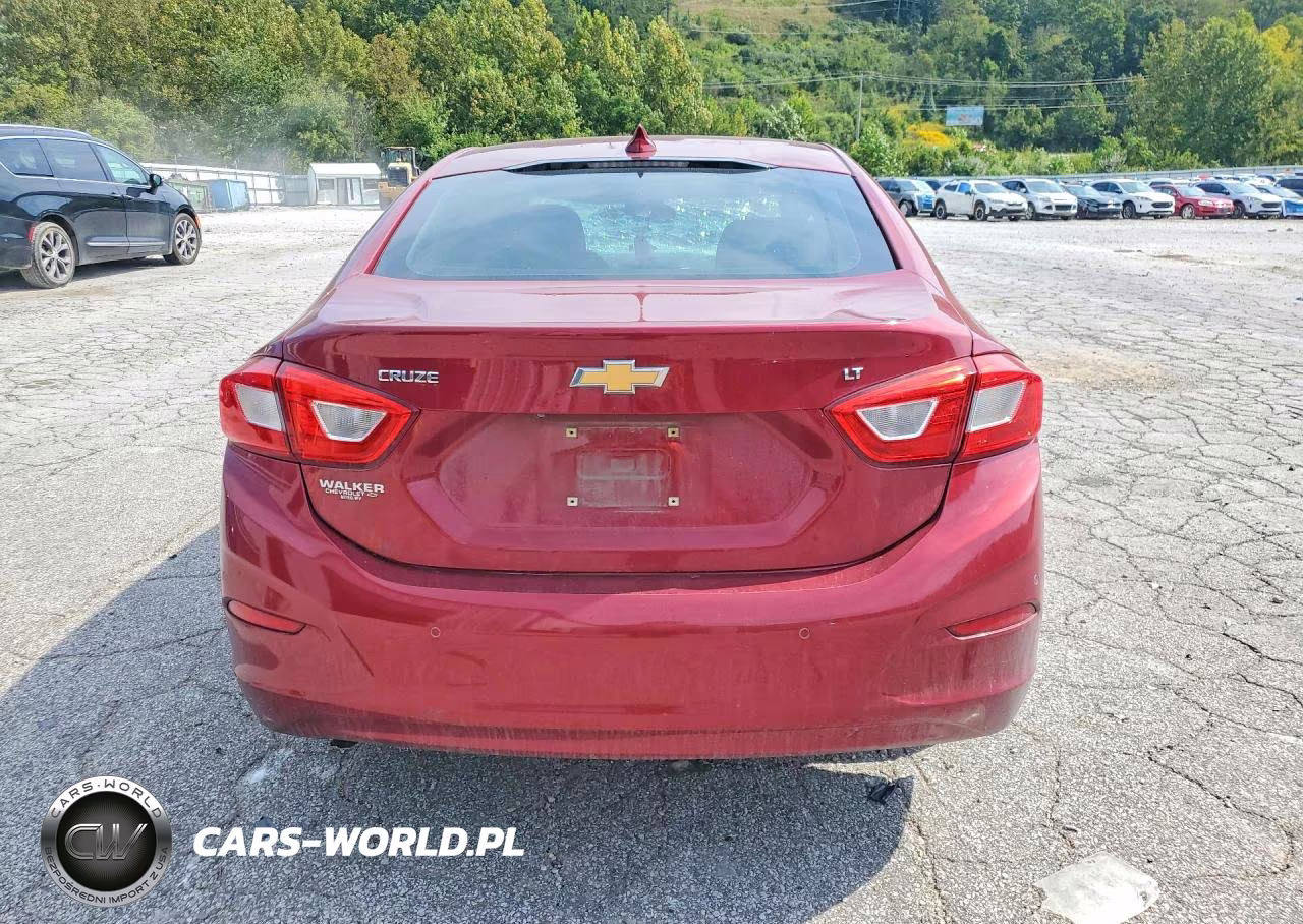 2018 Chevrolet Cruze Lt VIN:1G1BE5SM9J7208399 - 6