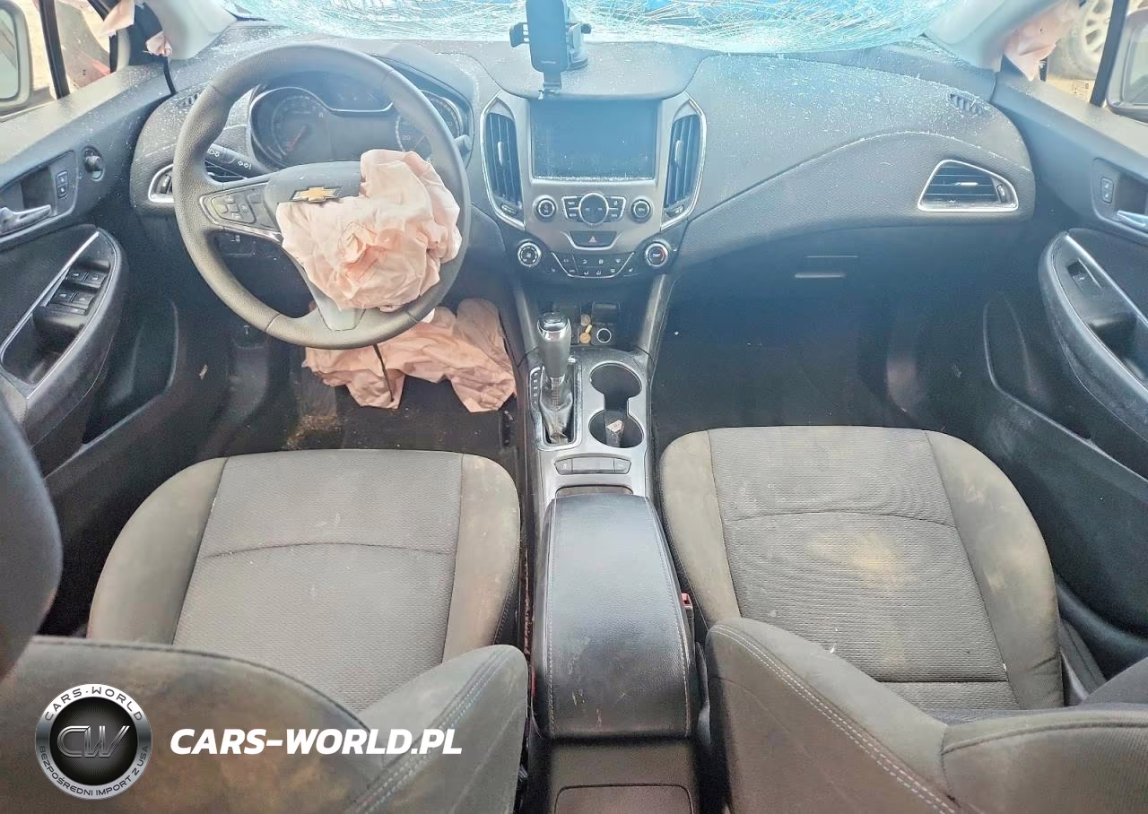 2018 Chevrolet Cruze Lt VIN:1G1BE5SM9J7208399 - 8