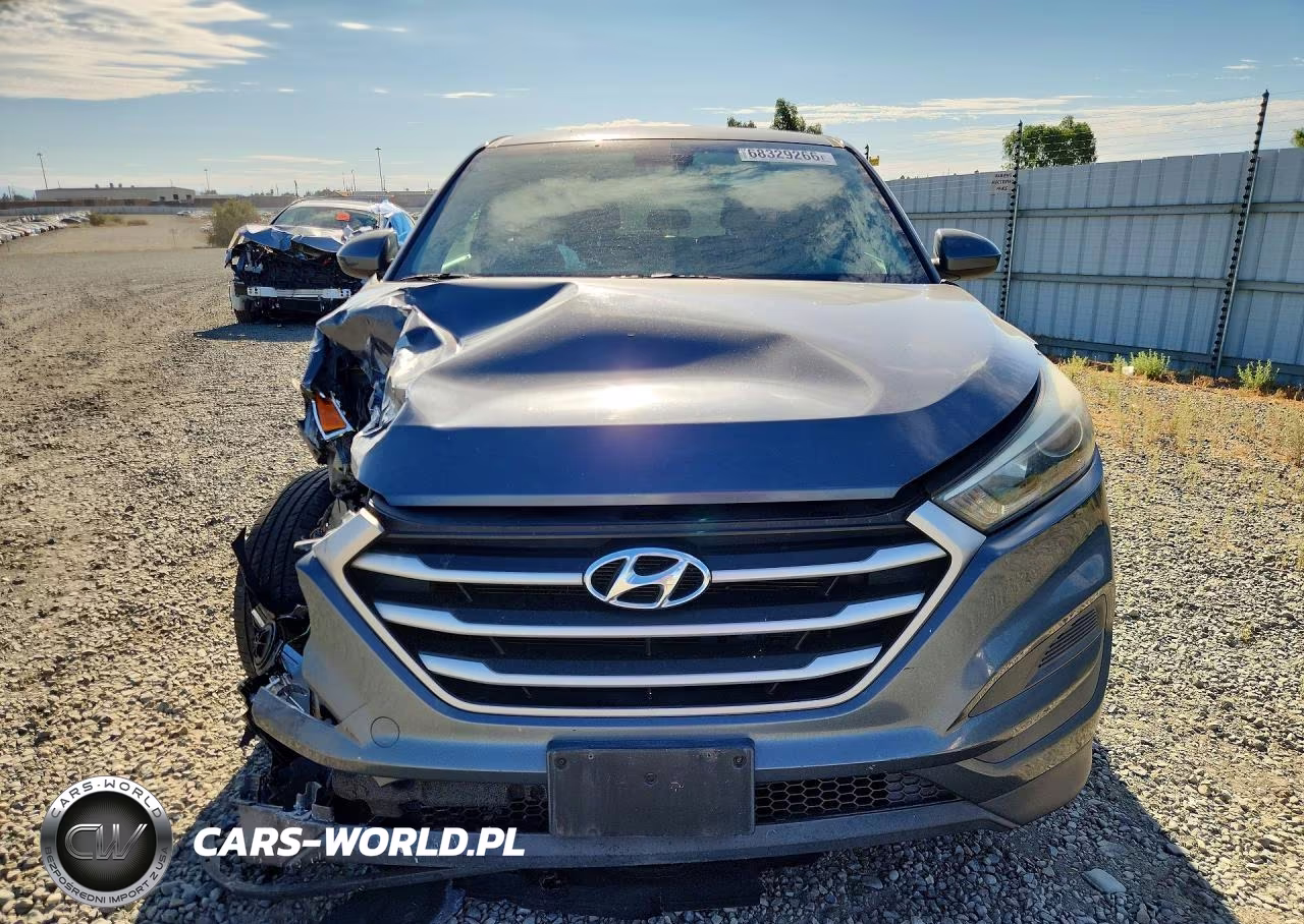 2017 Hyundai Tucson Se VIN:KM8J23A40HU580917 - 5