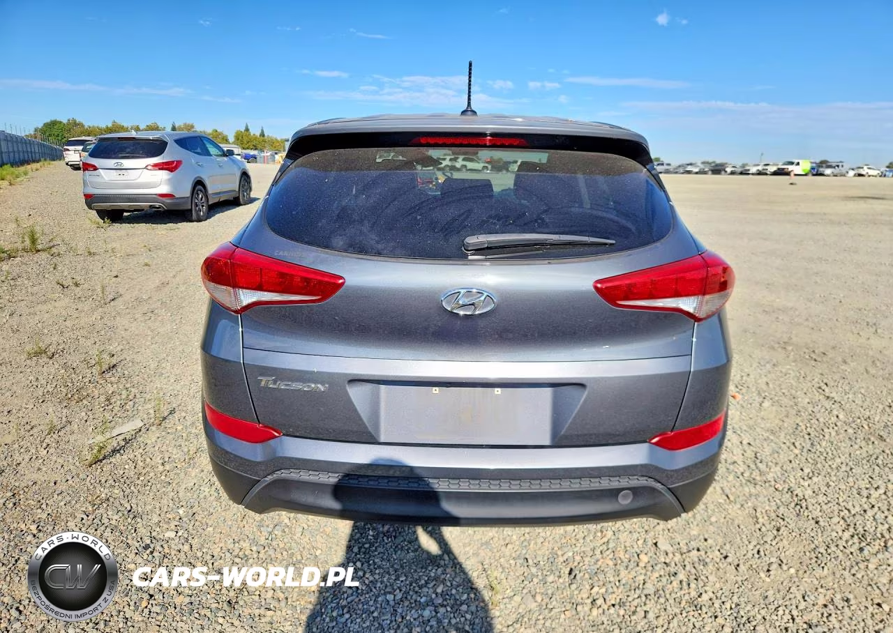 2017 Hyundai Tucson Se VIN:KM8J23A40HU580917 - 6