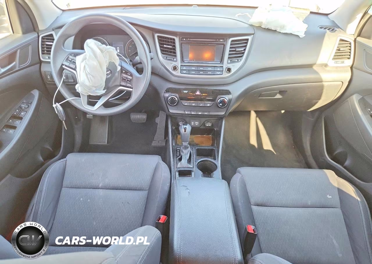 2017 Hyundai Tucson Se VIN:KM8J23A40HU580917 - 8