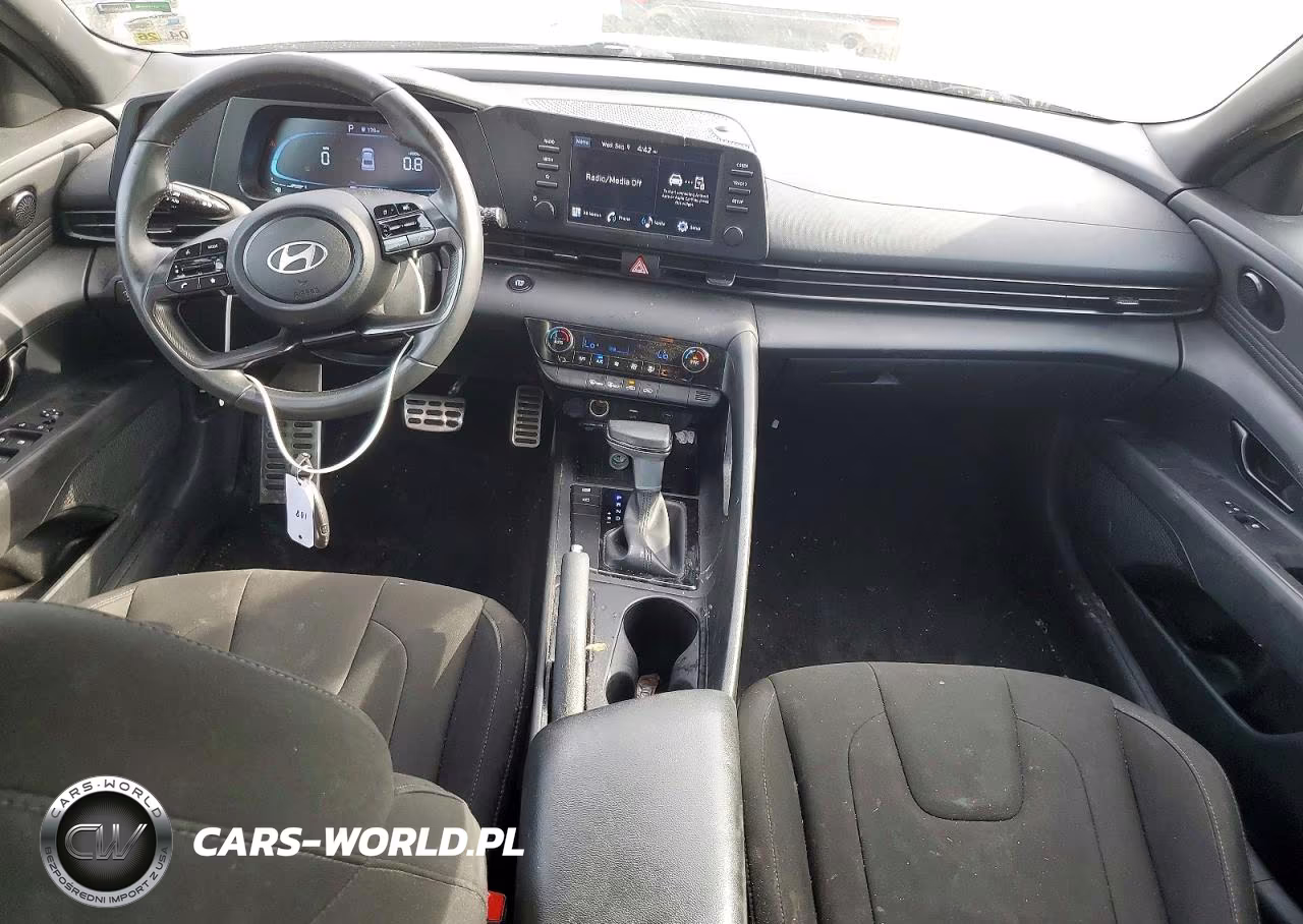 2025 Hyundai Elantra Sel Sport VIN:KMHLM4DG2SU872171 - 8