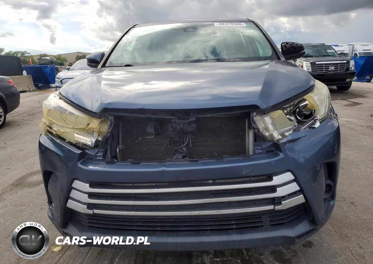 2019 Toyota Highlander Le VIN:5TDZARFH1KS044160 - 5