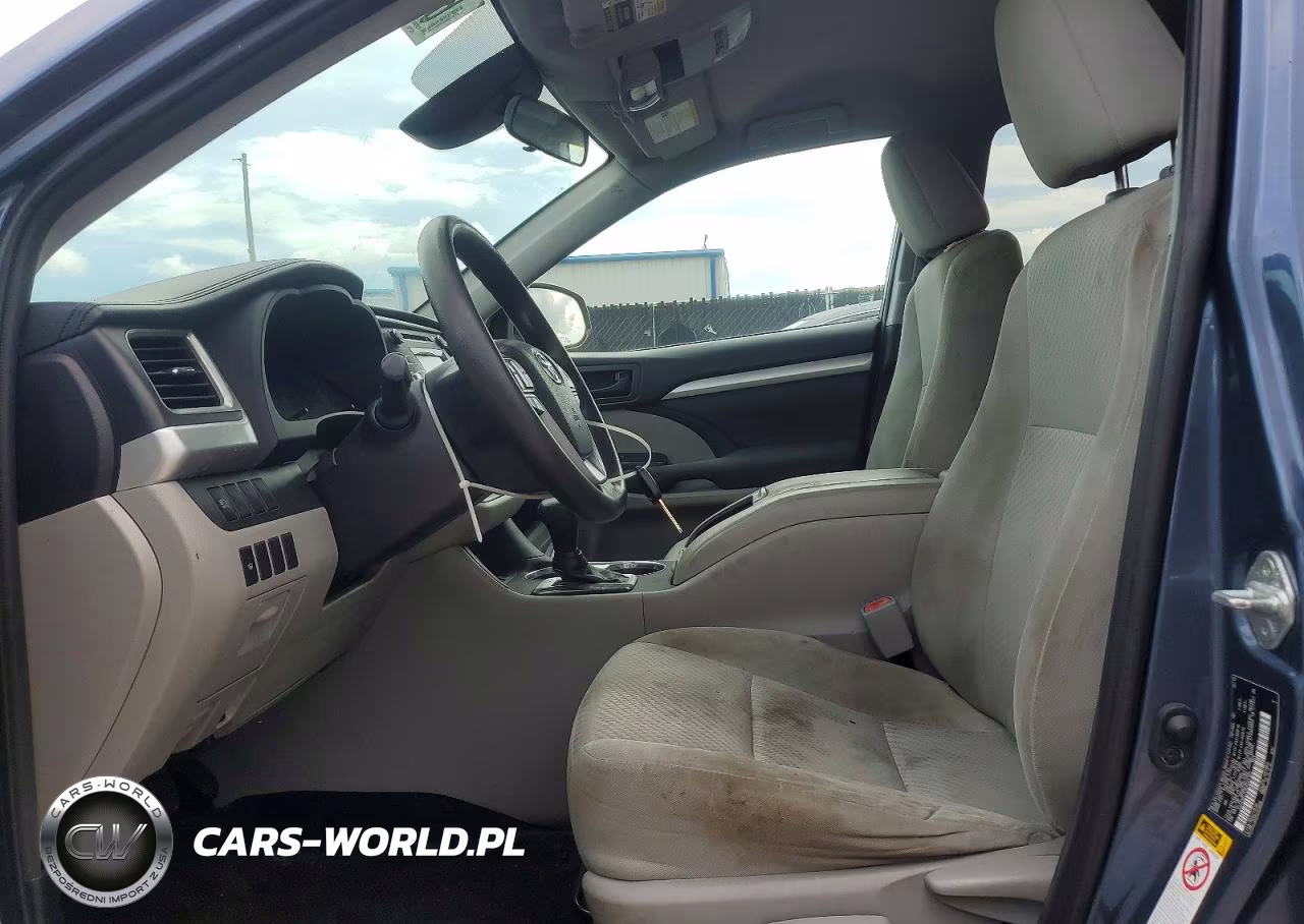 2019 Toyota Highlander Le VIN:5TDZARFH1KS044160 - 7