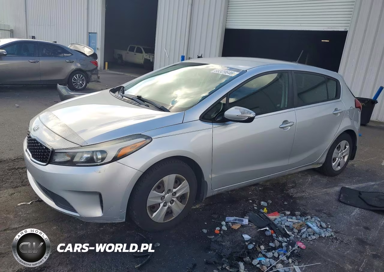 2018 Kia Forte5 Lx VIN:KNAFK5A8XJ5773808 - 1