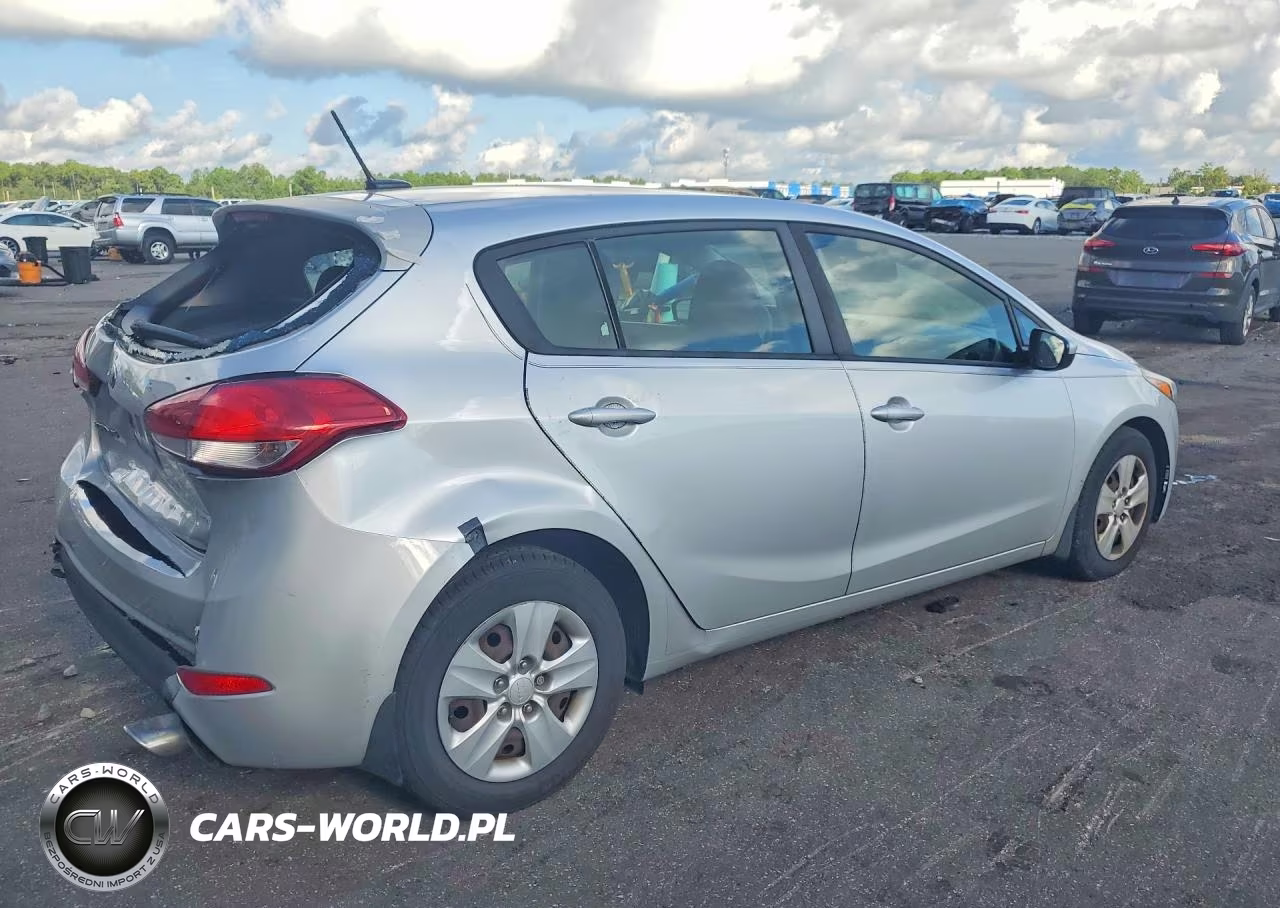 2018 Kia Forte5 Lx VIN:KNAFK5A8XJ5773808 - 3