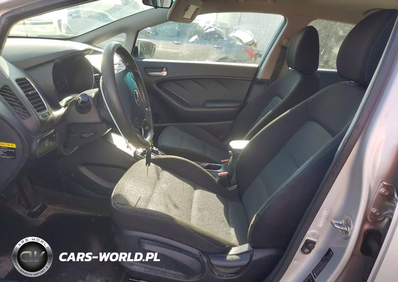 2018 Kia Forte5 Lx VIN:KNAFK5A8XJ5773808 - 7
