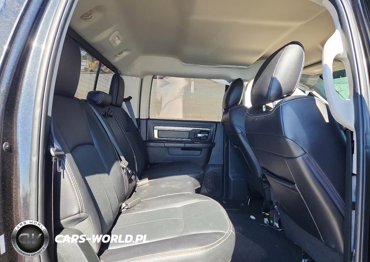 2018 Ram 1500 Sport VIN:1C6RR7MT9JS202729 - 10