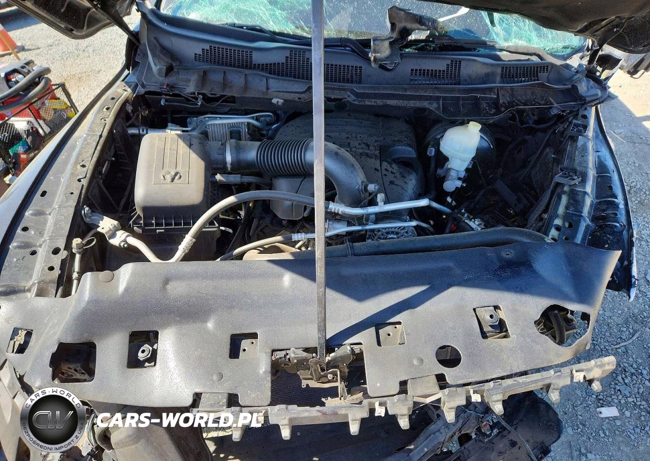2018 Ram 1500 Sport VIN:1C6RR7MT9JS202729 - 11