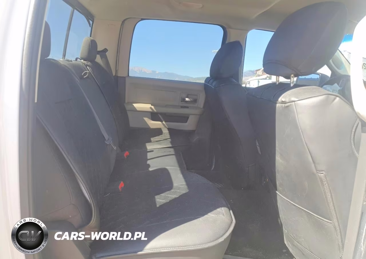 2010 Dodge Ram 1500 VIN:1D7RV1CT1AS129395 - 10