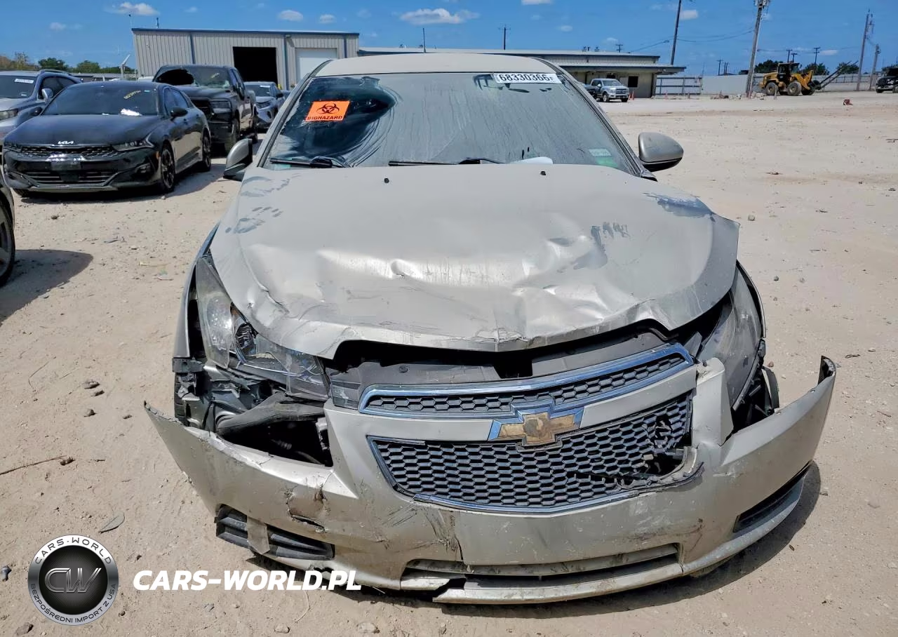 2014 Chevrolet Cruze Lt VIN:1G1PC5SB4E7440974 - 5