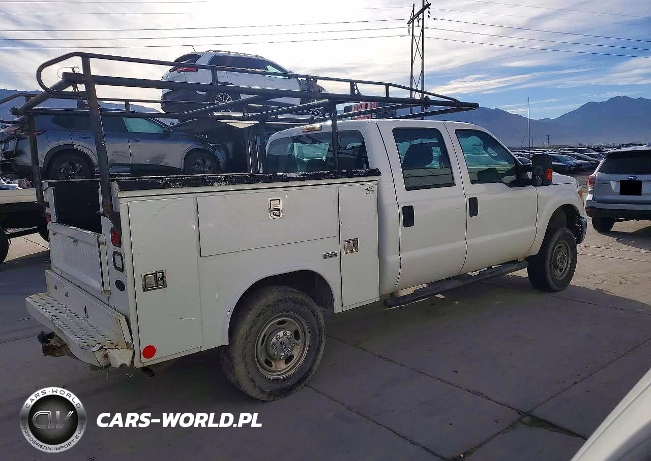 2012 Ford F250 Super Duty VIN:1FT7W2B68CEC01520 - 3