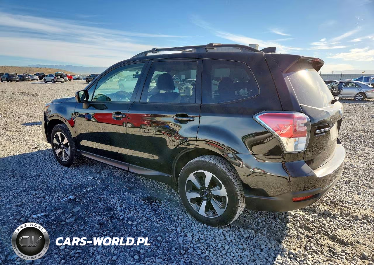 2017 Subaru Forester 2.5I Premium VIN:JF2SJAEC2HH456434 - 2