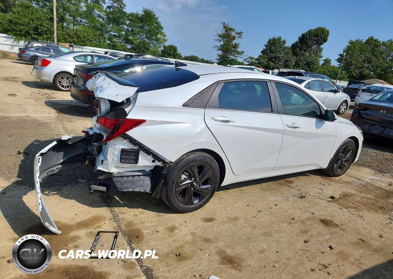 2021 Hyundai Elantra Sel VIN:5NPLM4AG0MH035179 - 3