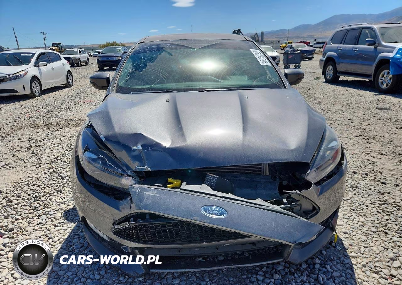 2018 Ford Focus St VIN:1FADP3L9XJL312440 - 5