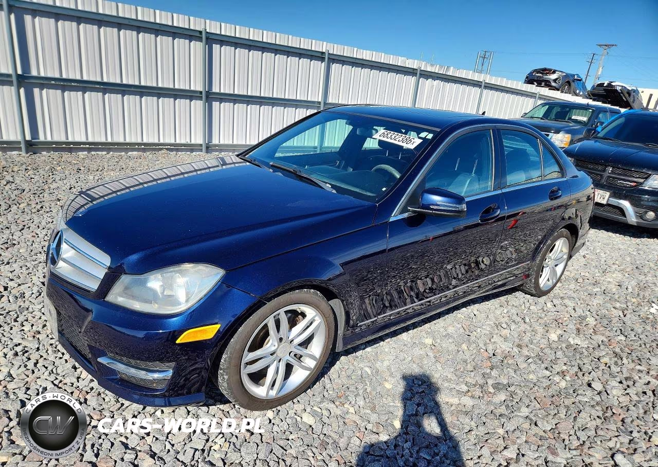 2013 Mercedes-Benz C 300 4Matic – zdjęcie 1 z 12