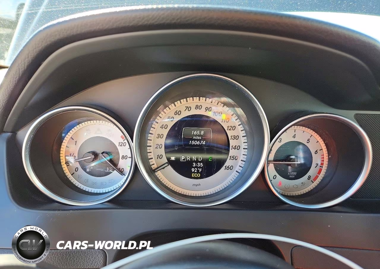 2013 Mercedes-Benz C 300 4Matic VIN:WDDGF8AB6DA820729 - 9