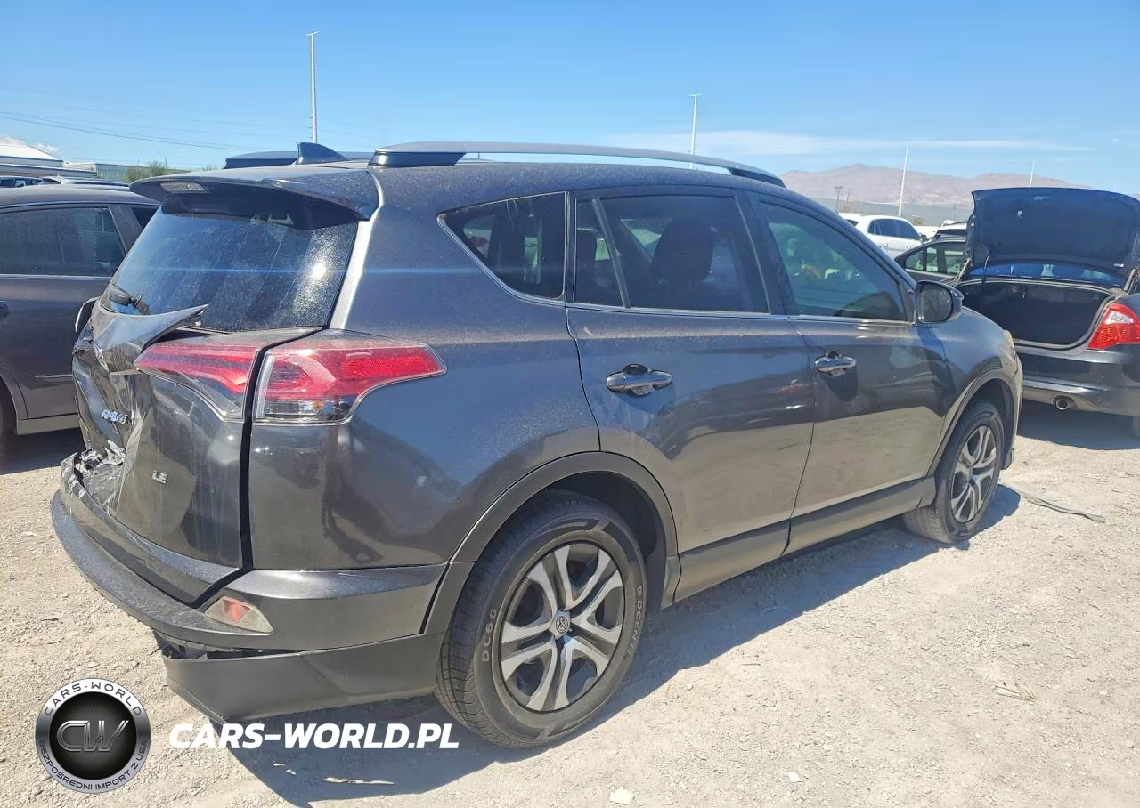 2018 Toyota Rav4 Le VIN:JTMZFREV7JJ750358 - 3