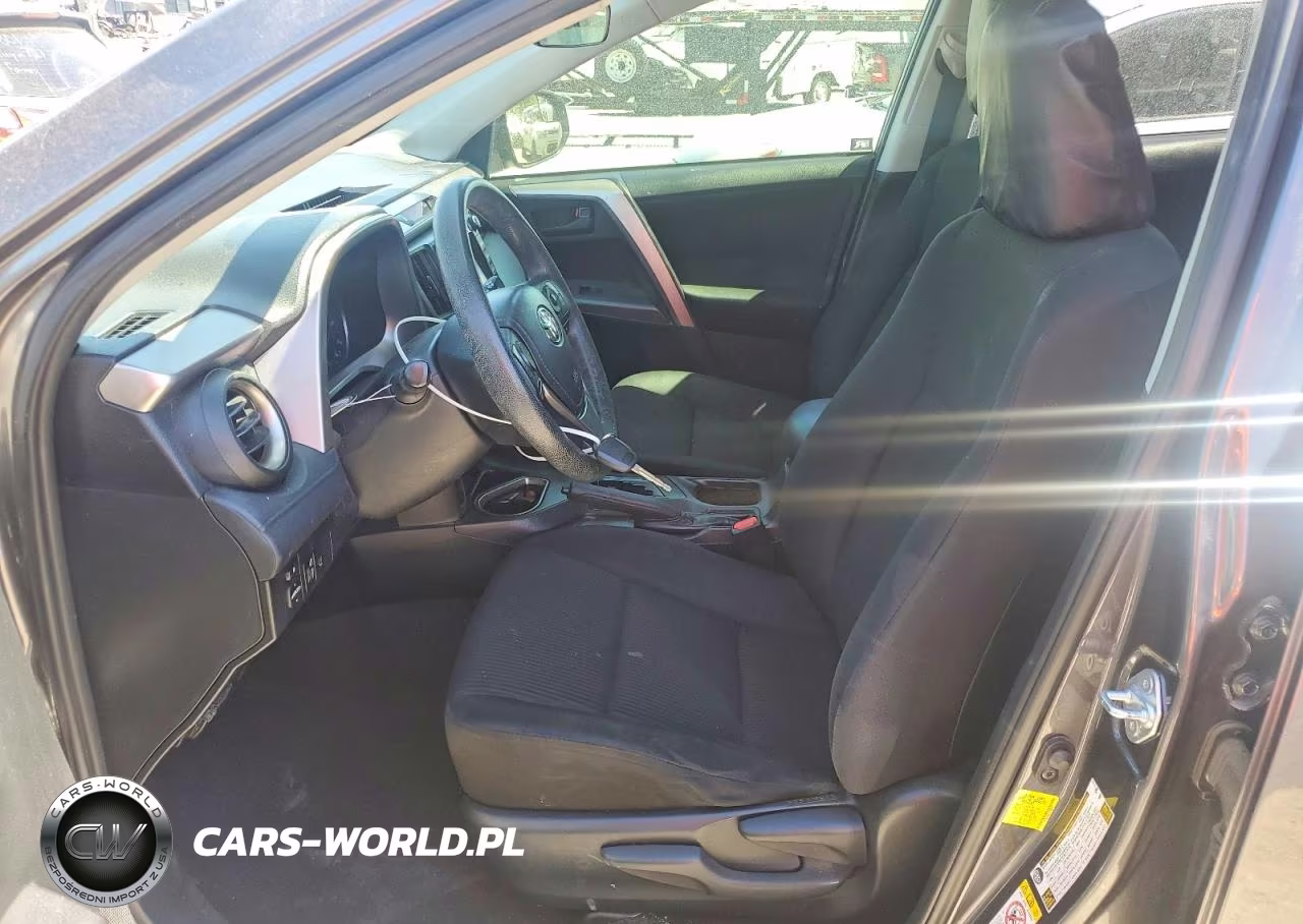 2018 Toyota Rav4 Le VIN:JTMZFREV7JJ750358 - 7