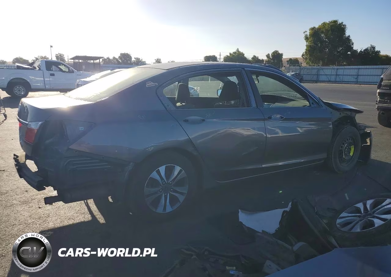 2013 Honda Accord Lx VIN:1HGCR2F33DA082758 - 3