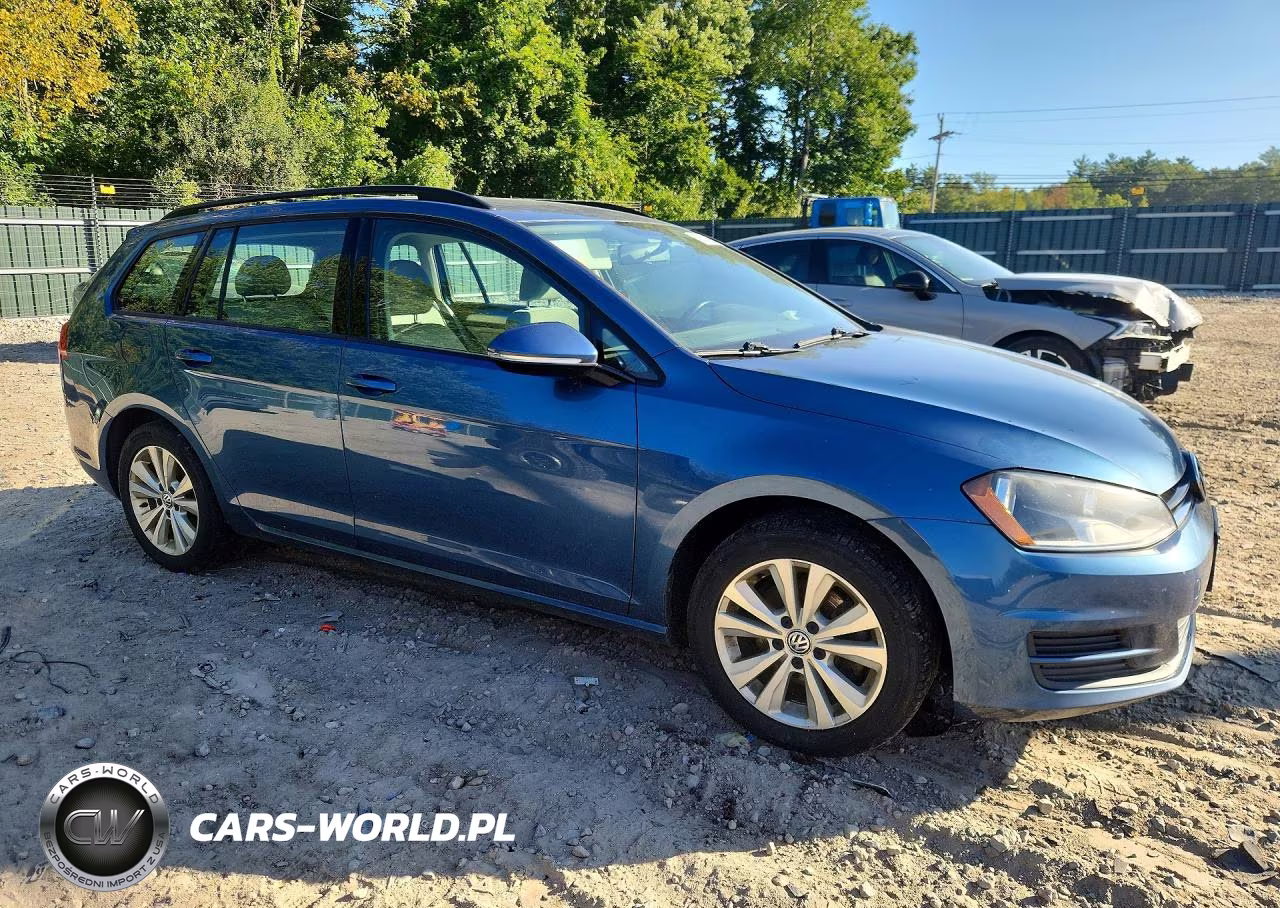 2017 Volkswagen Golf Sportwagen S VIN:3VW017AU9HM511722 - 4