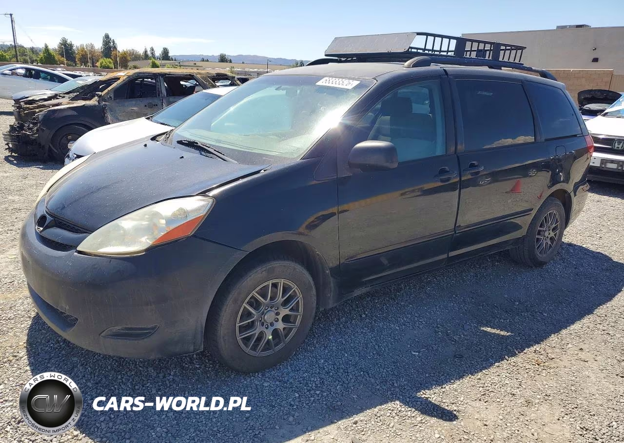 2008 Toyota Sienna Le 8-Passenger