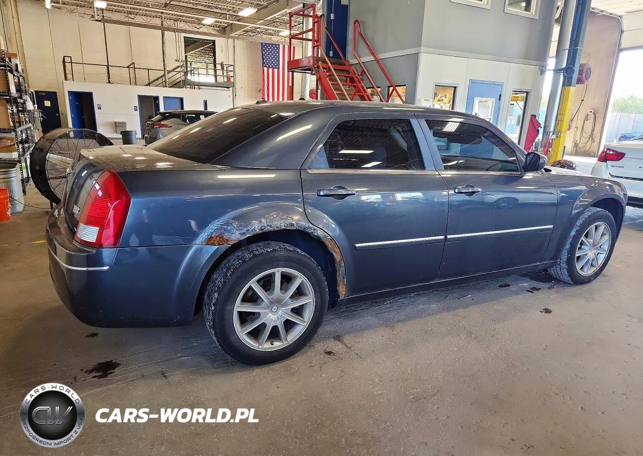 2007 Chrysler 300 Touring VIN:2C3KK53GX7H876951 - 3