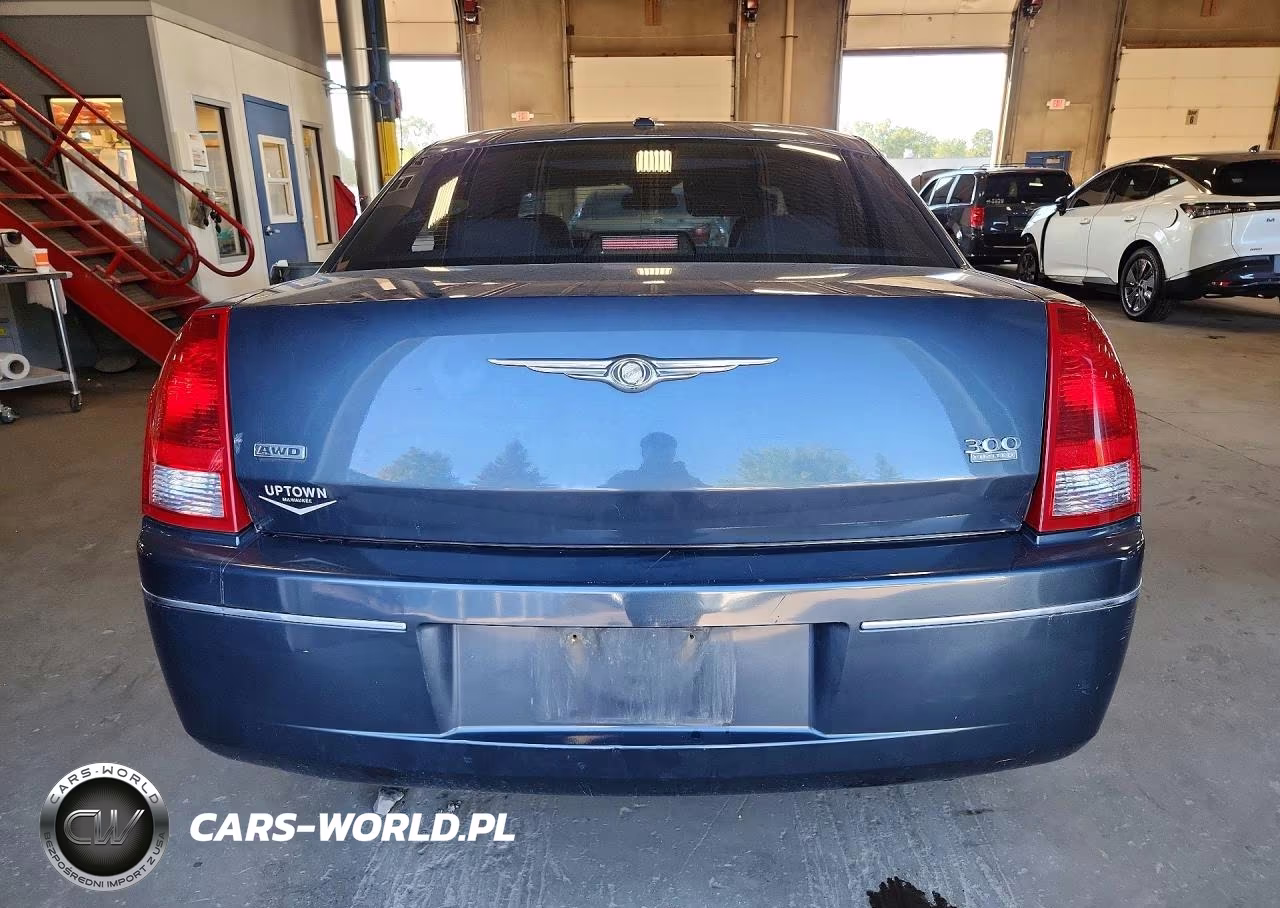 2007 Chrysler 300 Touring VIN:2C3KK53GX7H876951 - 6