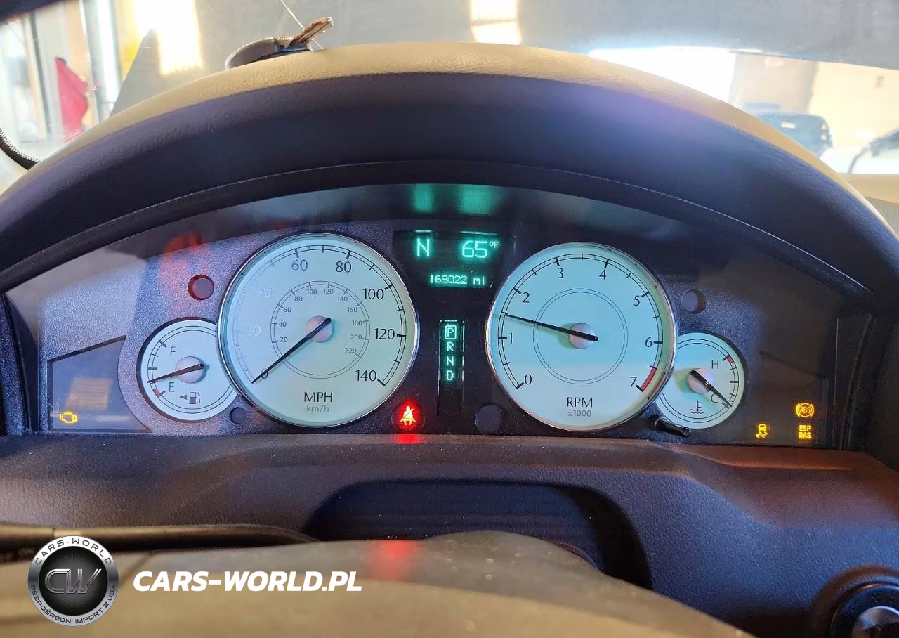 2007 Chrysler 300 Touring VIN:2C3KK53GX7H876951 - 9