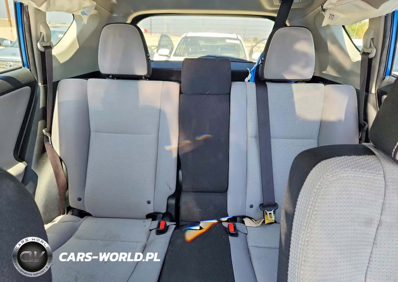 2018 Toyota Rav4 Xle VIN:JTMWFREV3JJ737710 - 10