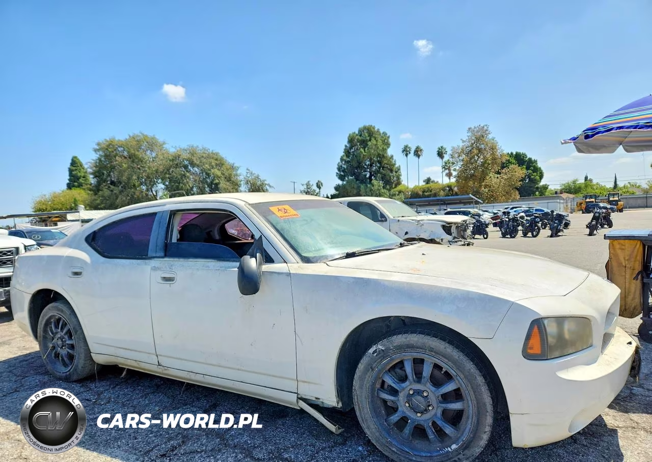 2008 Dodge Charger VIN:2B3KA43R78H326880 - 4