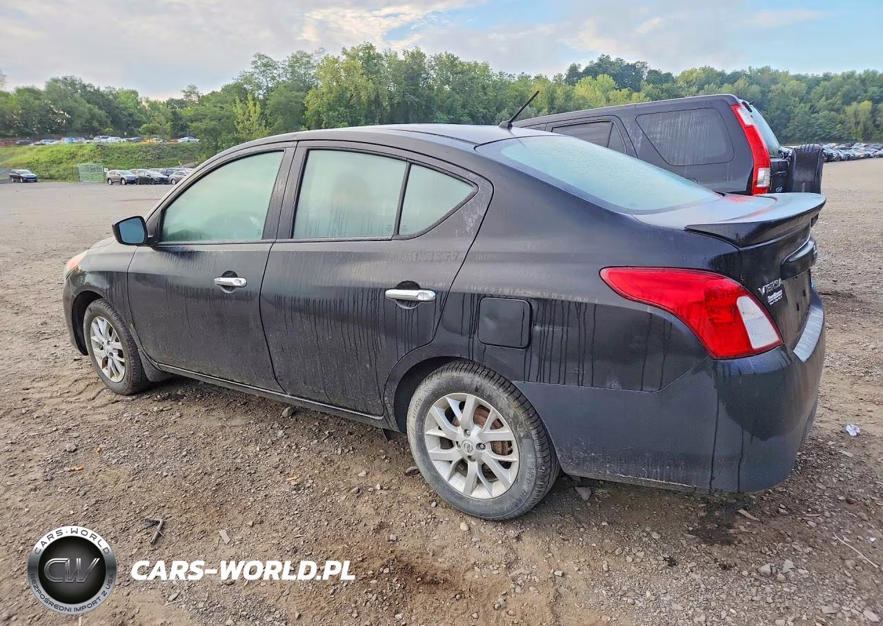 2015 Nissan Versa 1.6 S VIN:3N1CN7AP7FL928518 - 2