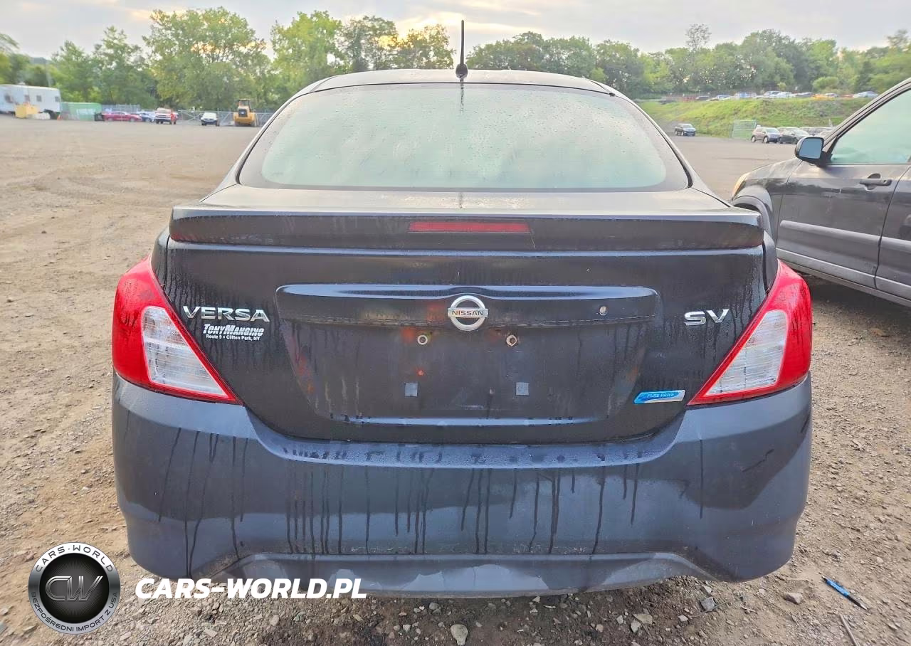 2015 Nissan Versa 1.6 S VIN:3N1CN7AP7FL928518 - 6