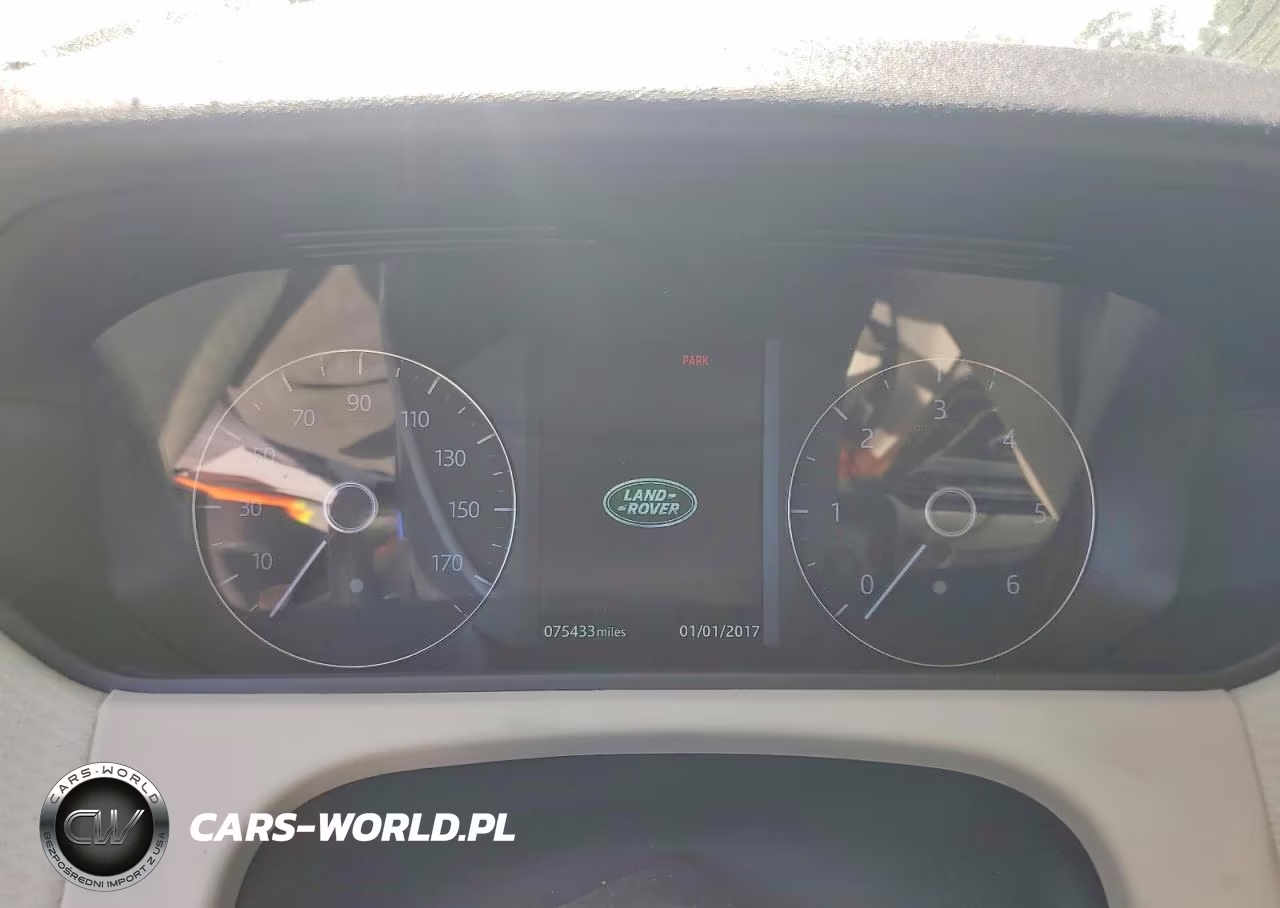 2019 Land Rover Range Rover Velar S VIN:SALYB2EN4KA208269 - 9