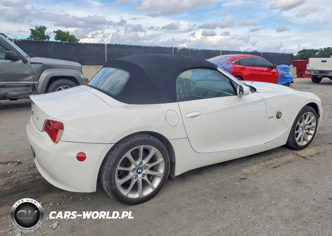 2007 BMW Z4 3.0 VIN:4USBU33507LW73623 - 3