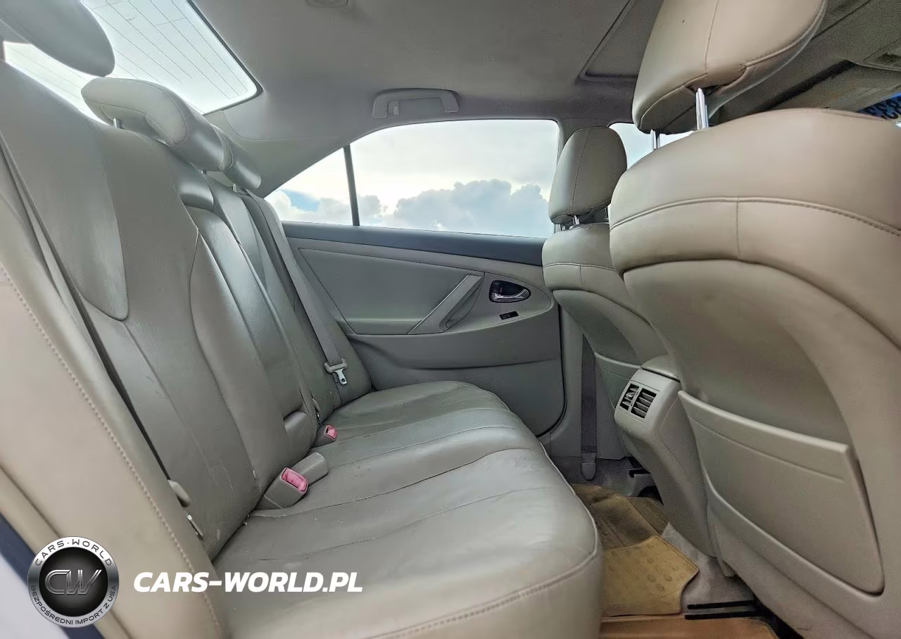2007 Toyota Camry Hybrid VIN:JTNBB46K673038422 - 10