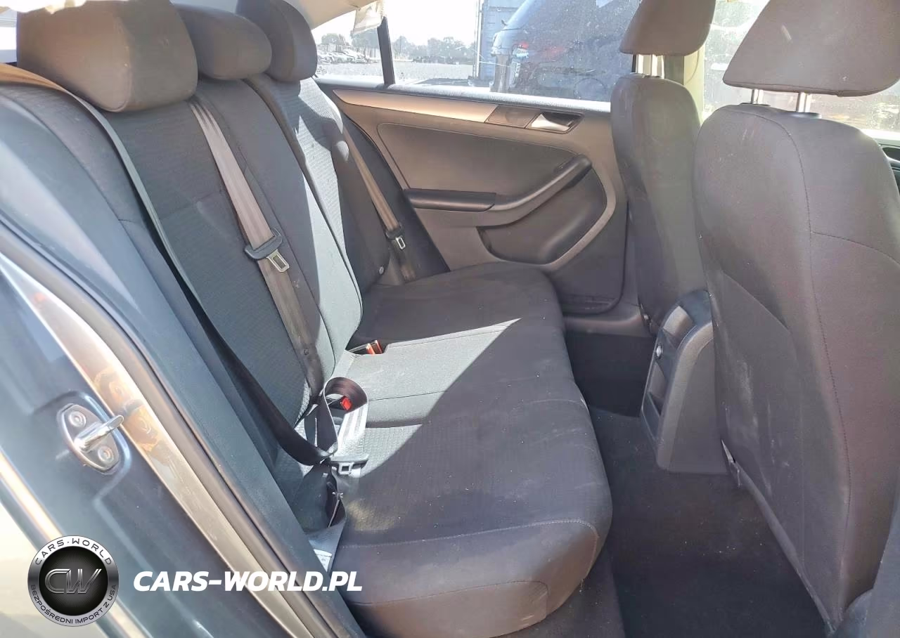 2015 Volkswagen Jetta Tdi VIN:3VWLA7AJ3FM418596 - 10