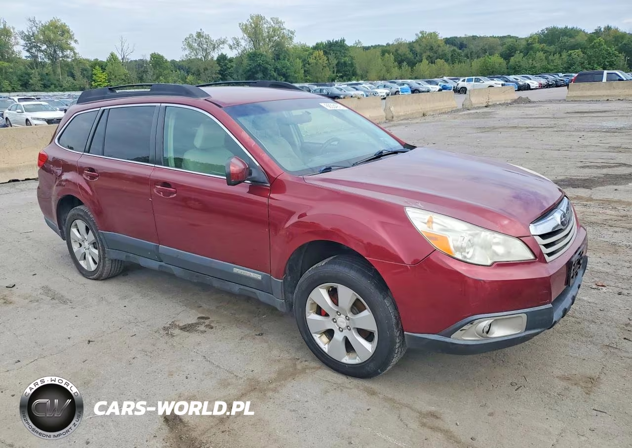 2011 Subaru Outback 2.5I Premium VIN:4S4BRBCC4B3389576 - 4
