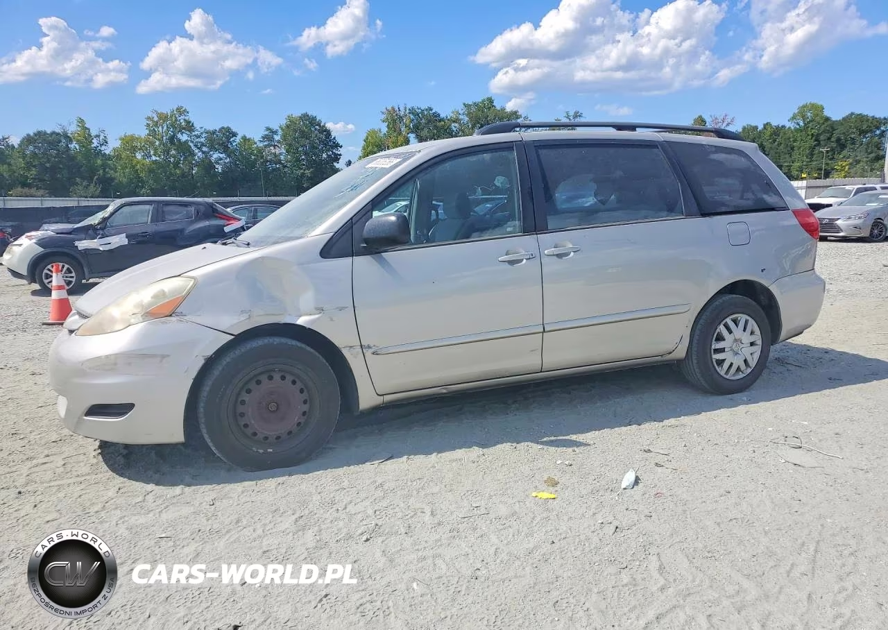 2007 Toyota Sienna Ce 7-Passenger – zdjęcie 1 z 13