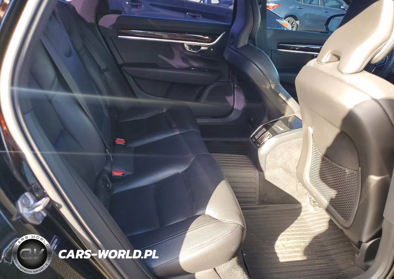 2020 Volvo S90 T6 Momentum VIN:LVYA22MK6LP175444 - 10