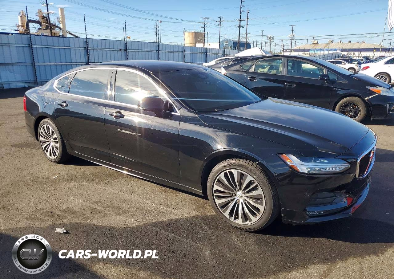 2020 Volvo S90 T6 Momentum VIN:LVYA22MK6LP175444 - 4