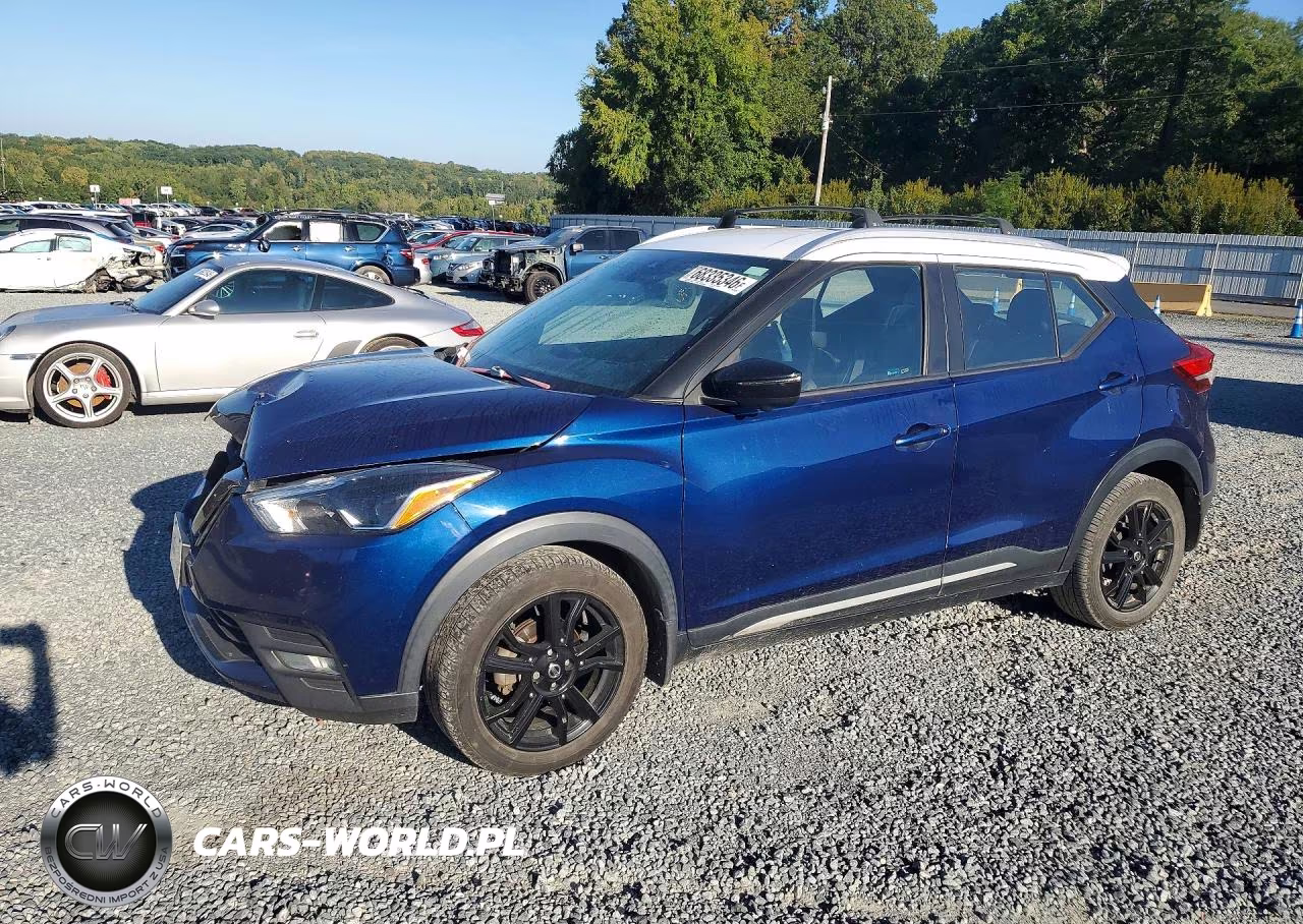 2020 Nissan Kicks Sr