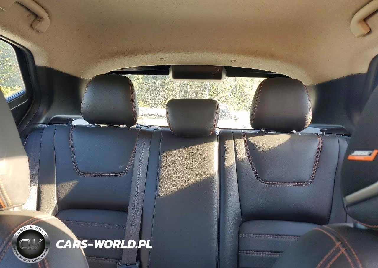 2020 Nissan Kicks Sr VIN:3N1CP5DV0LL516123 - 10