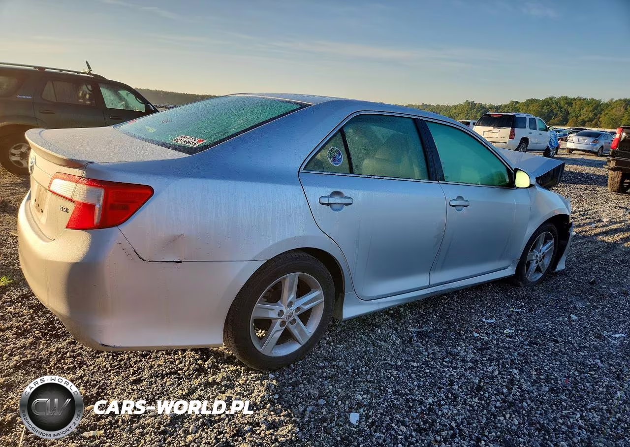 2012 Toyota Camry Se VIN:4T1BF1FK3CU105369 - 3