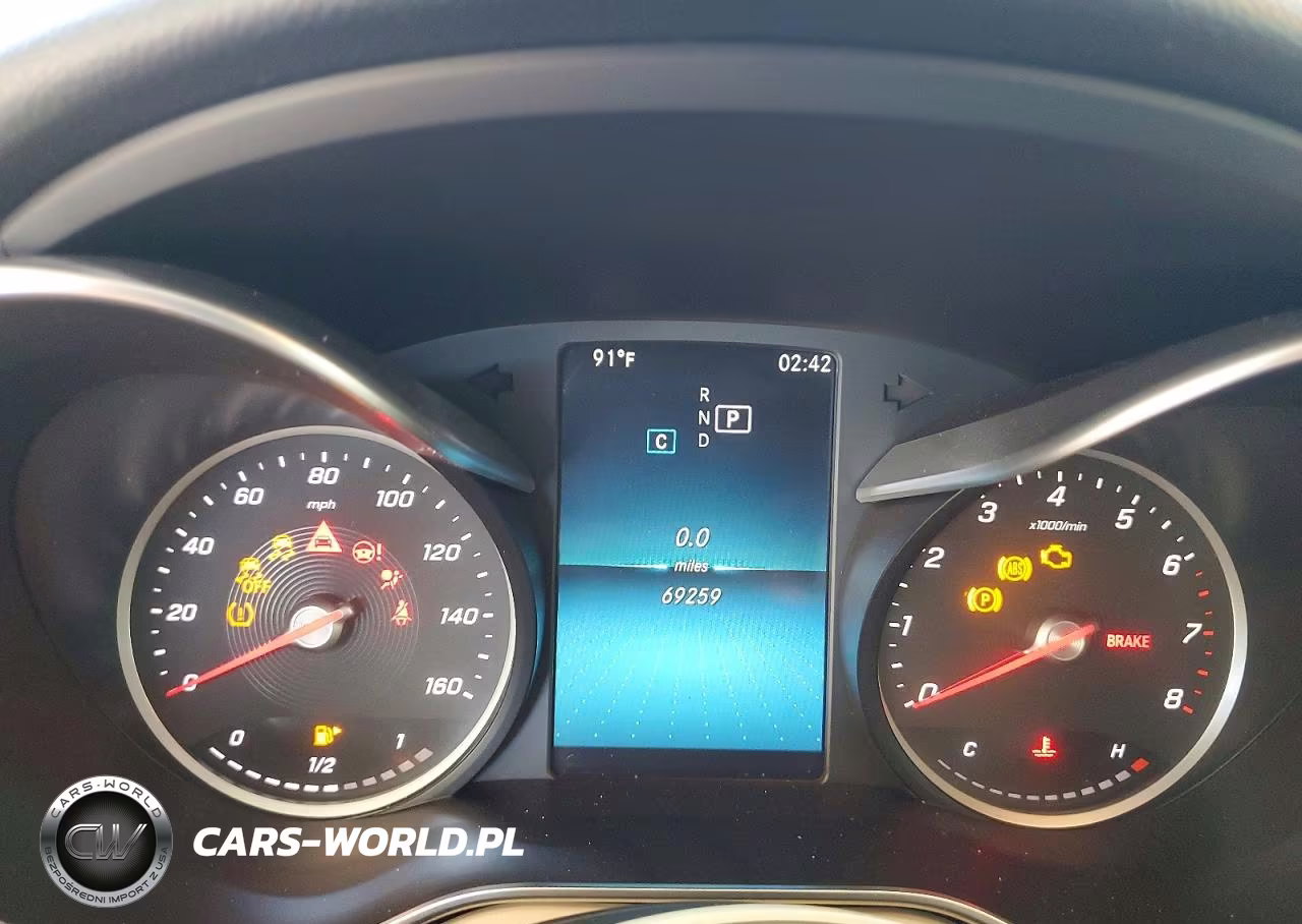 2019 Mercedes-Benz C 300 VIN:WDDWJ8DB2KF835749 - 9